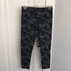 Patterned leggings